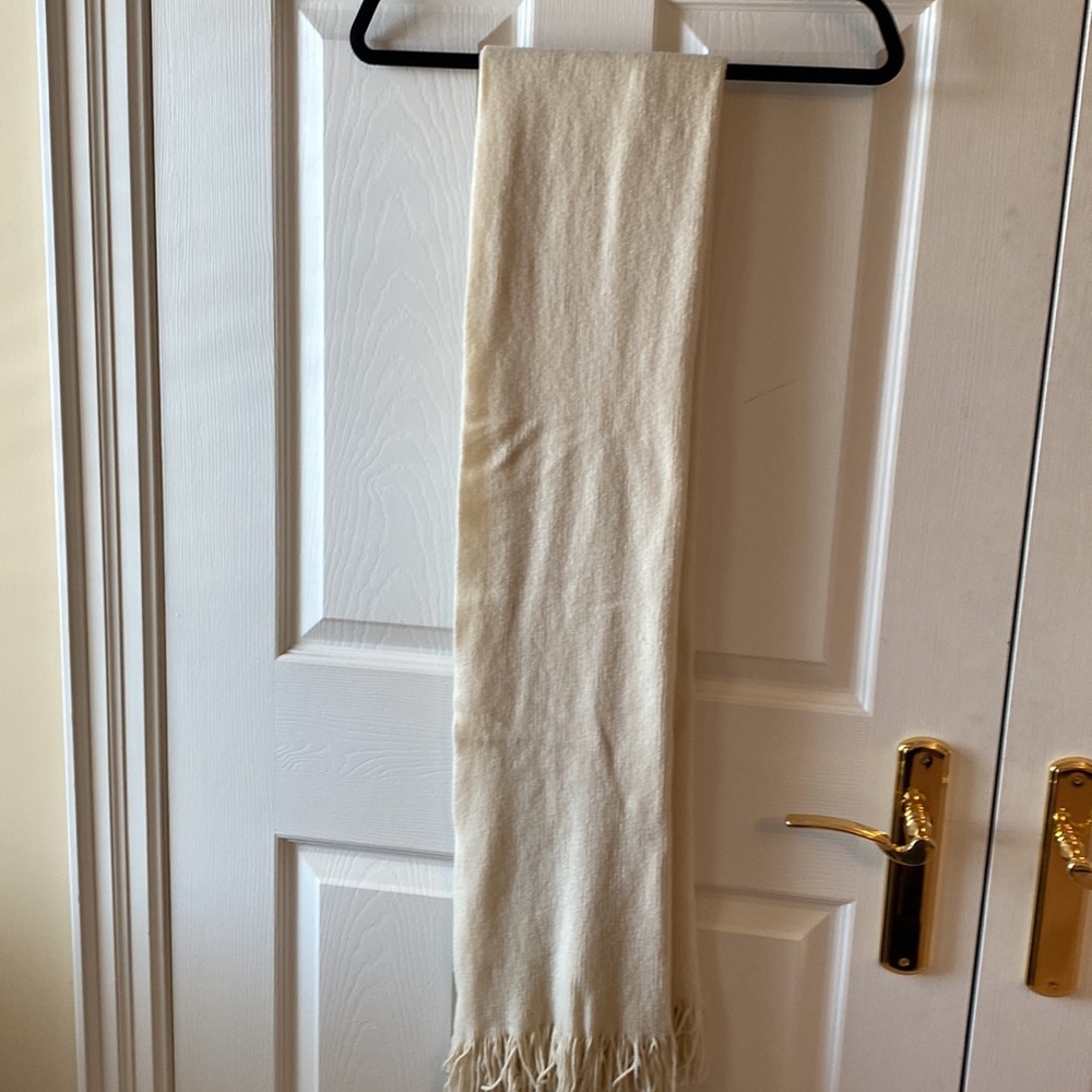 Scarf - Picture 2 of 3